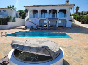 luxury apartments sea views with pool